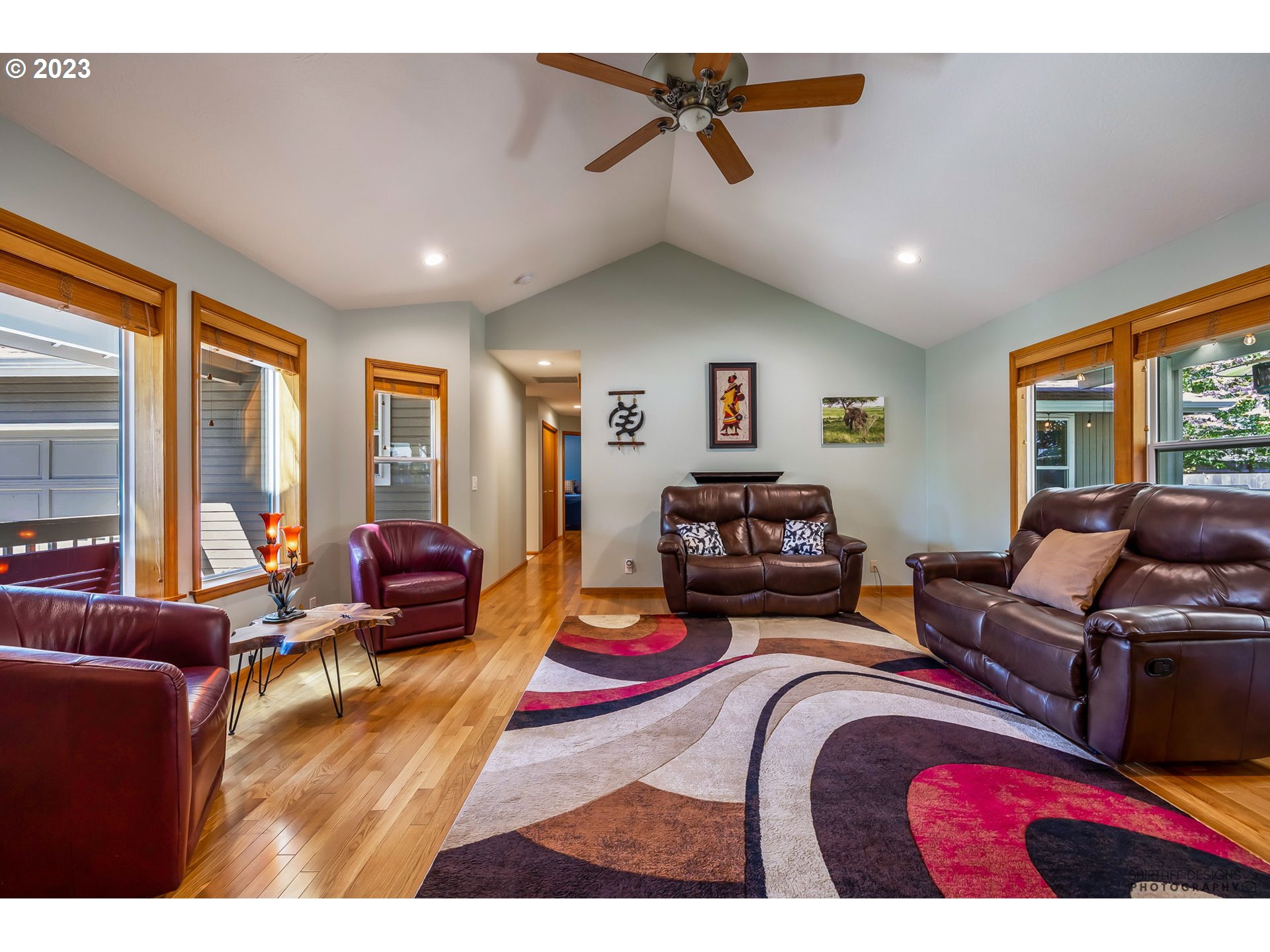 2990 Gilham Road Eugene, OR 97408 - Photo 16 of 39 Gallery Image 16