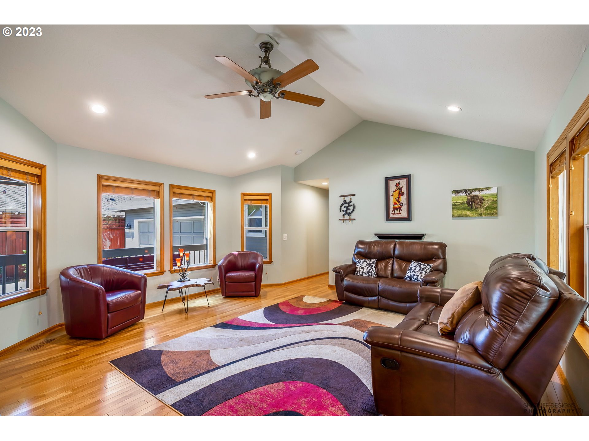 2990 Gilham Road Eugene, OR 97408 - Photo 17 of 39 Gallery Image 17