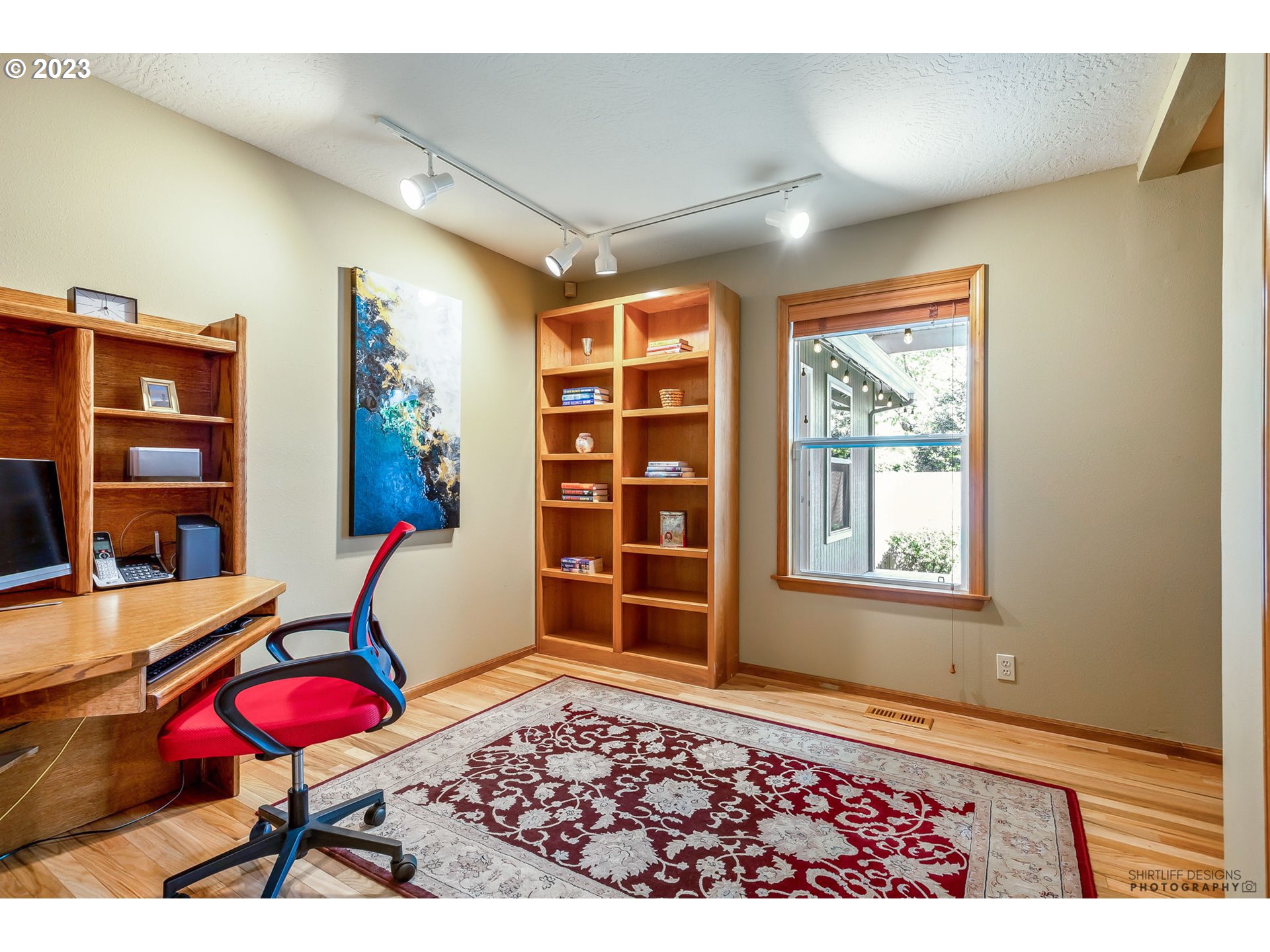 2990 Gilham Road Eugene, OR 97408 - Photo 19 of 39 Gallery Image 19
