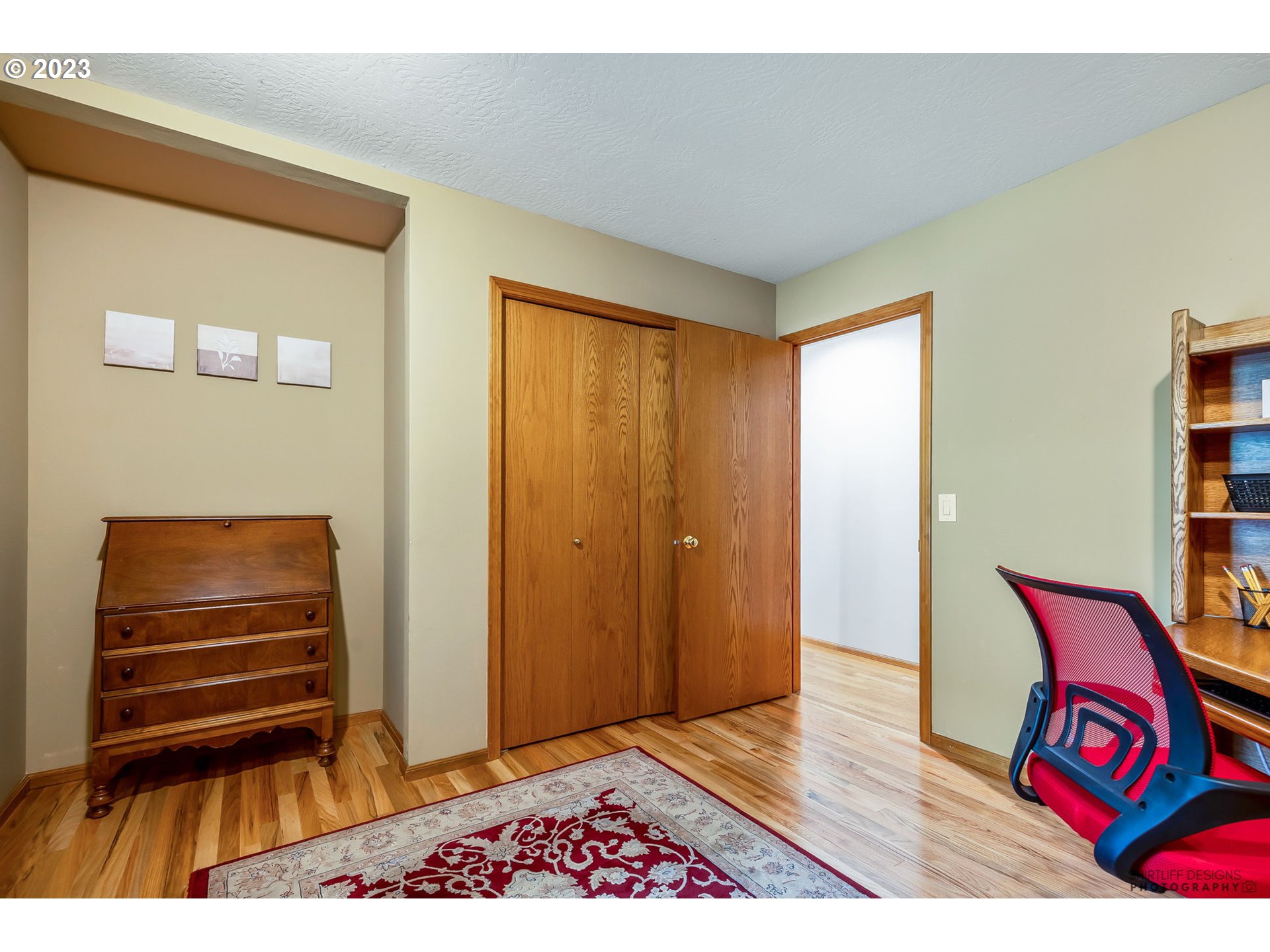 2990 Gilham Road Eugene, OR 97408 - Photo 20 of 39 Gallery Image 20