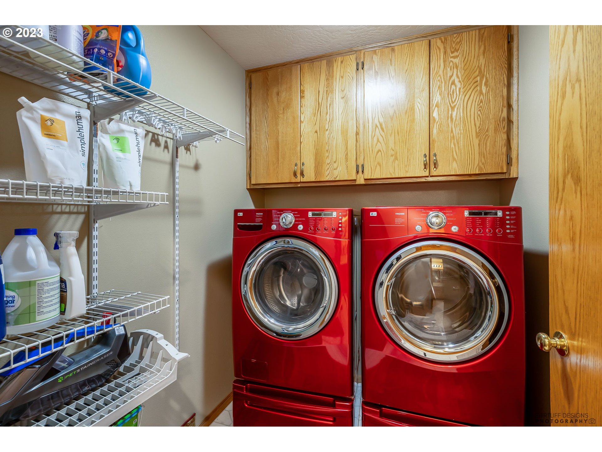 2990 Gilham Road Eugene, OR 97408 - Photo 23 of 39 Gallery Image 23