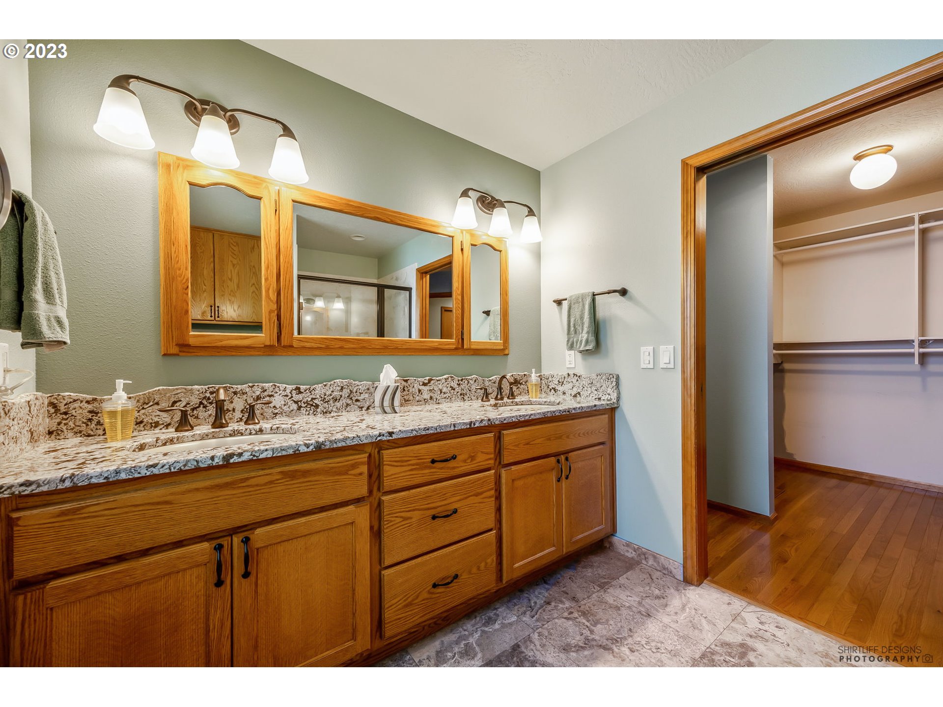 2990 Gilham Road Eugene, OR 97408 - Photo 28 of 39 Gallery Image 28