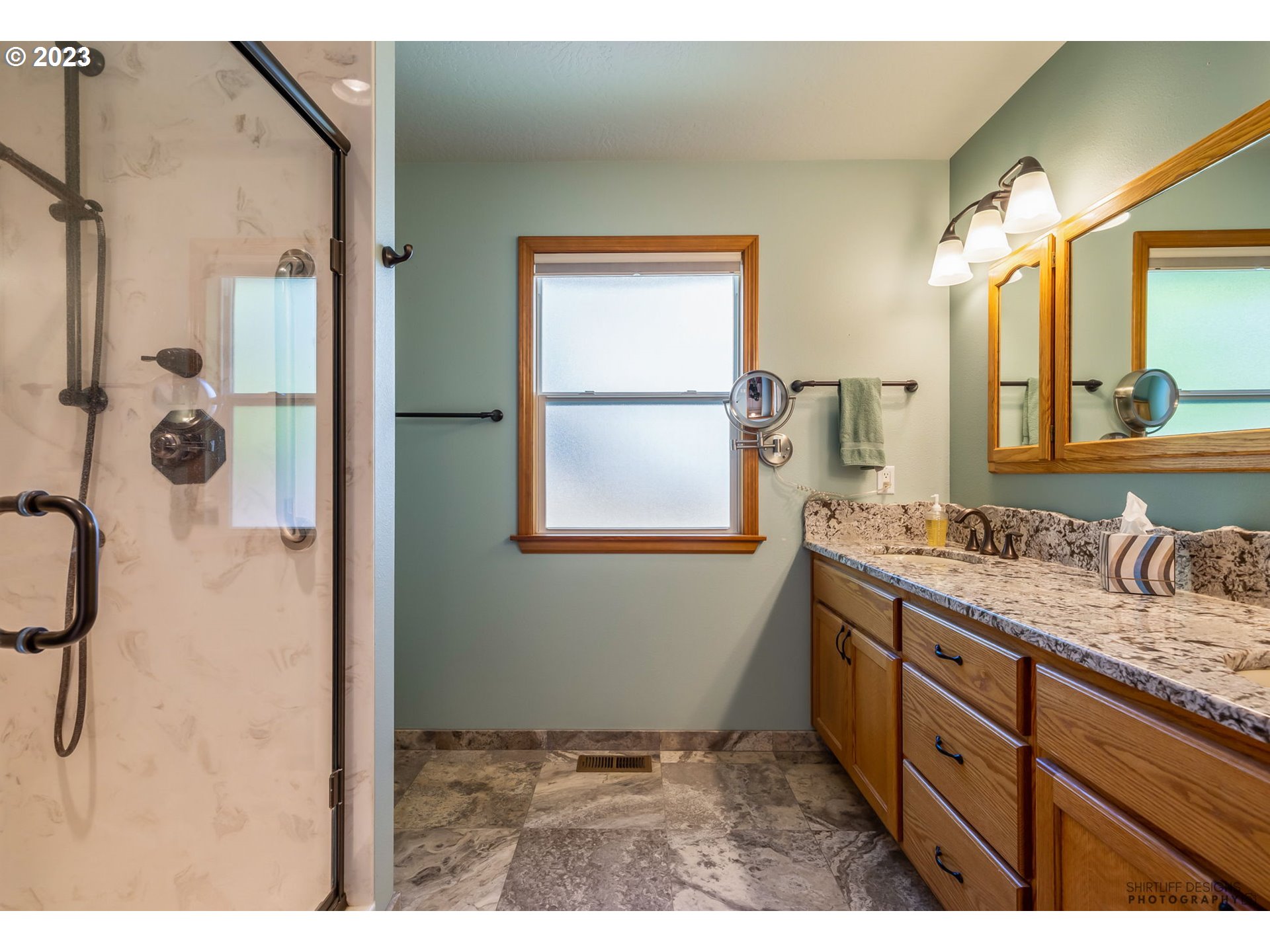 2990 Gilham Road Eugene, OR 97408 - Photo 29 of 39 Gallery Image 29