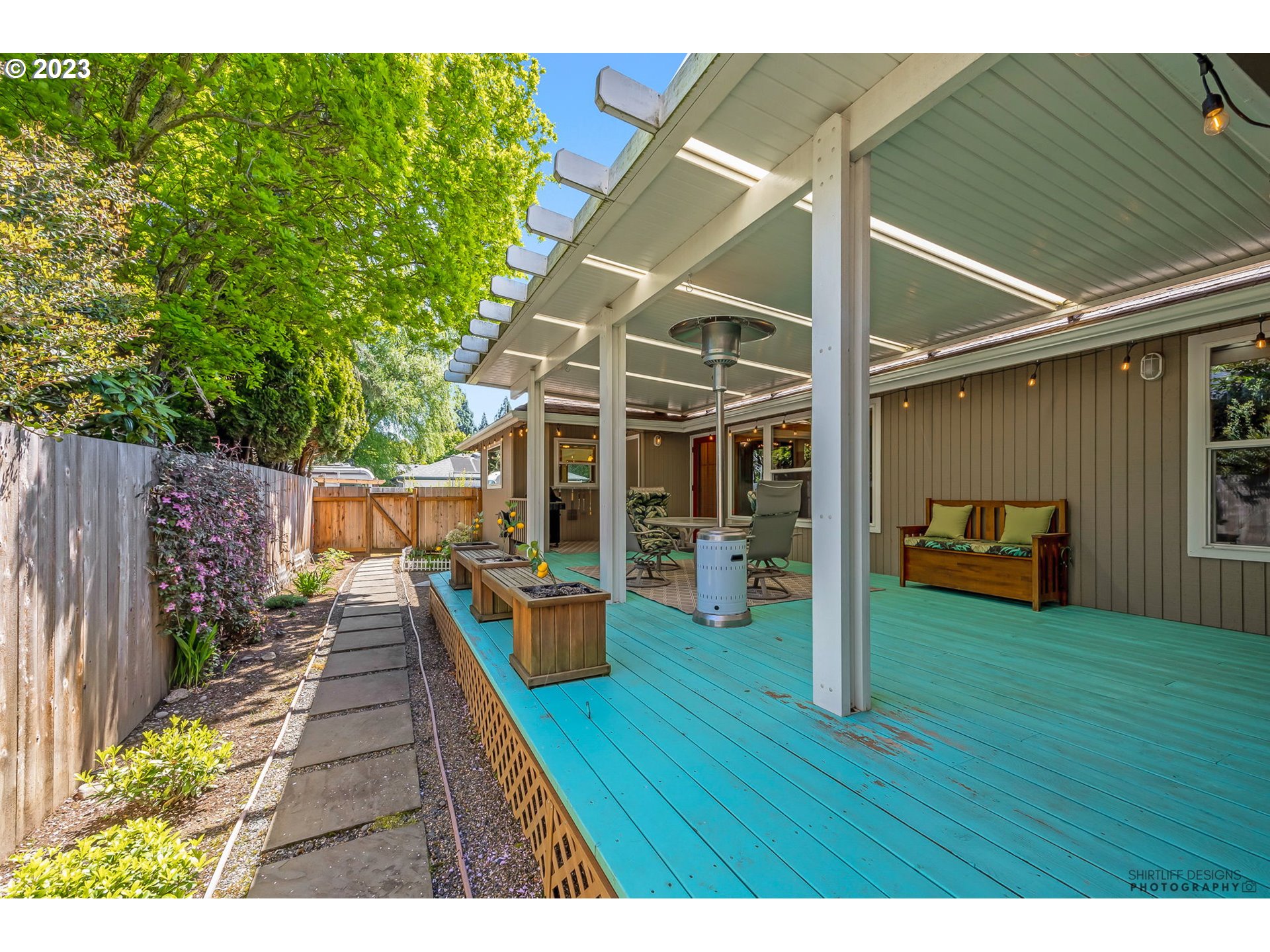 2990 Gilham Road Eugene, OR 97408 - Photo 33 of 39 Gallery Image 33
