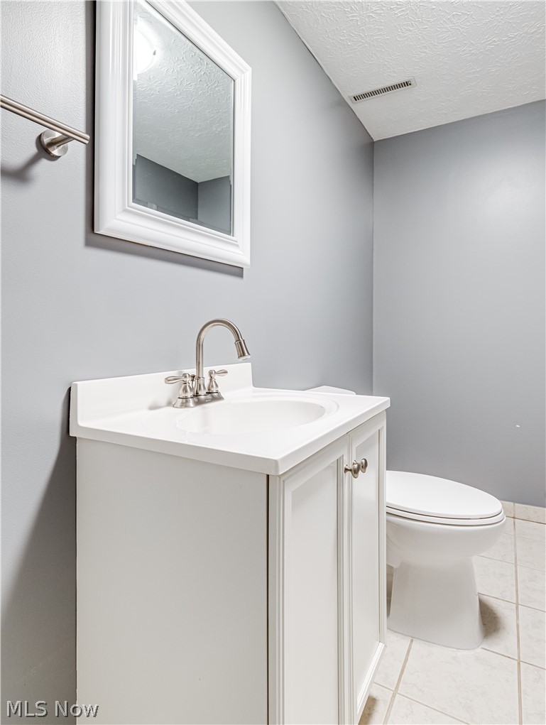344 Silver Ridge Drive Akron, OH 44321 - Photo 28 of 32 Lower level half bath