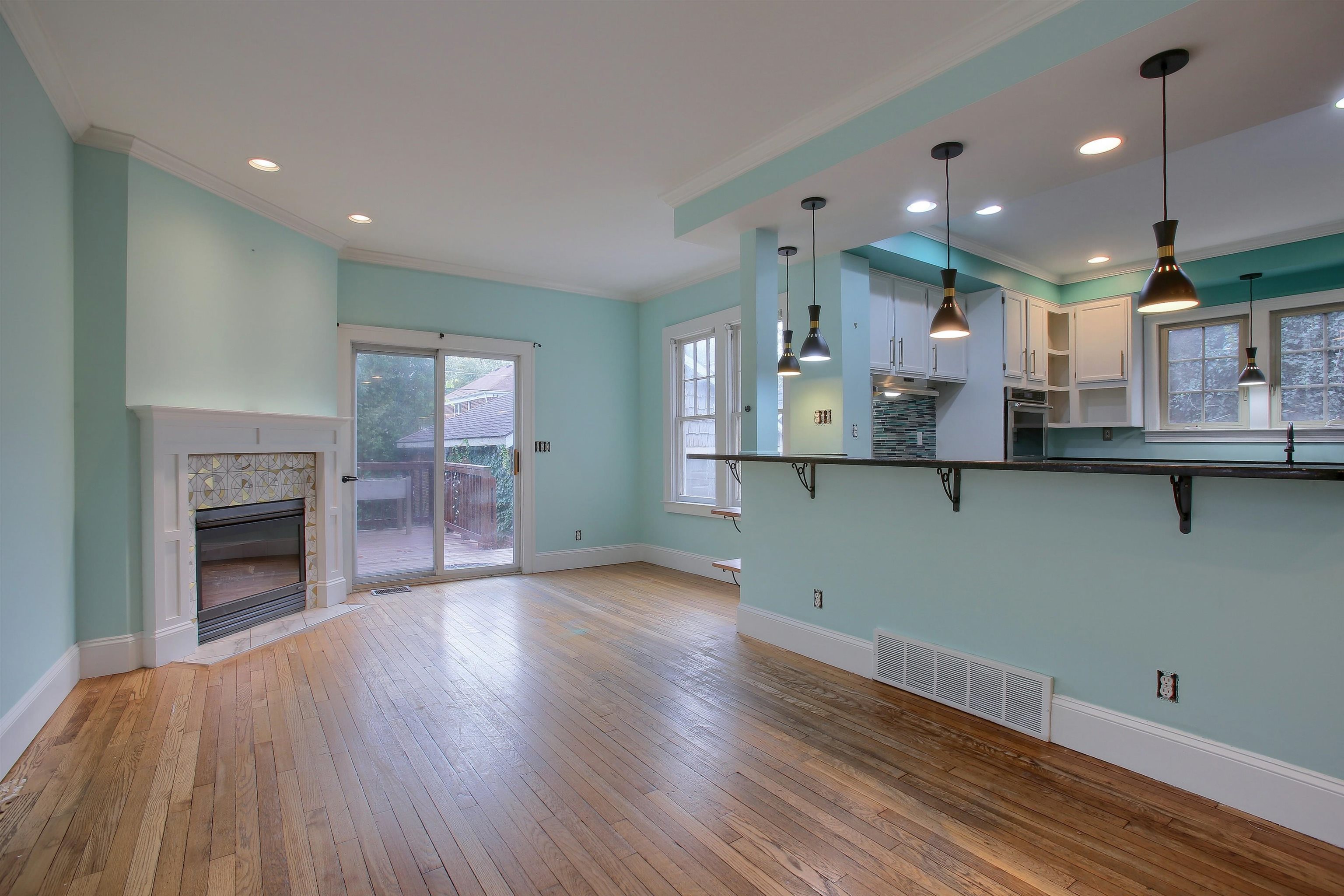 1334 Nottingham Road Grosse Pointe, MI 48230 - Photo 15 of 33 50093704-14.JPG