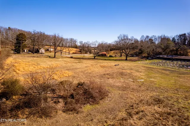 $340,000 | 1250 Old Highway 68, Sweetwater, TN 37874
