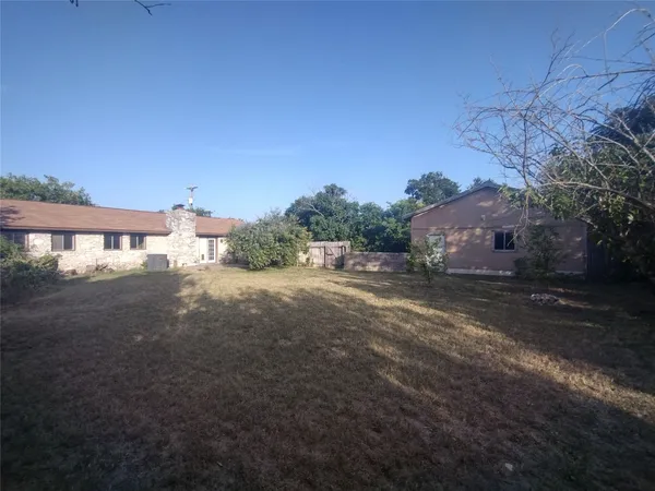 $1,650 | 1811 Lone Oak Drive, Leander, TX 78641