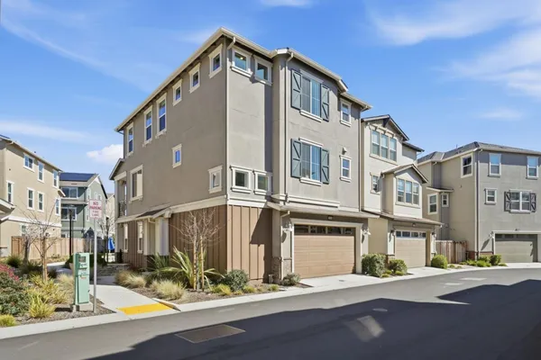 $1,750,000 | 37380 Watersail Way, Newark, CA 94560