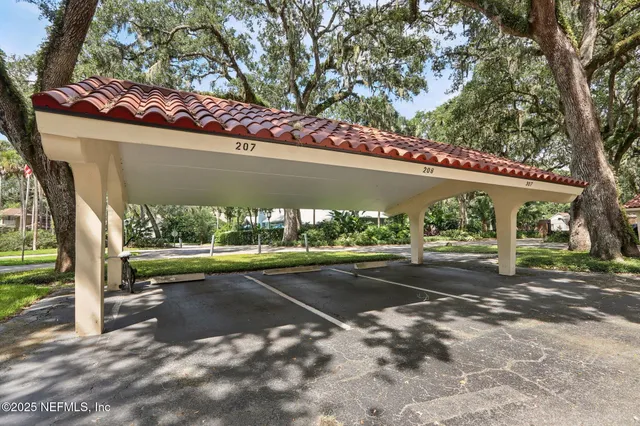 $330,000 | 1810 Sevilla Boulevard West, Unit 307, Atlantic Beach, FL 32233