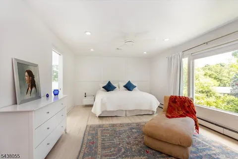 $1,250,000 | 83 Brookside Terrace, North Caldwell, NJ 07006