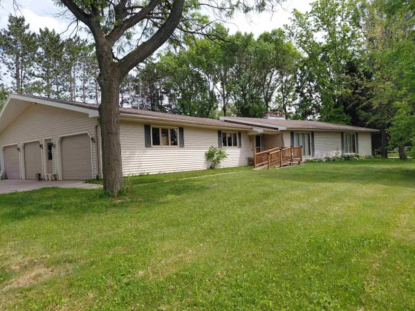 $399,900 | 301 North Schmidt Avenue, Marshfield, WI 54449