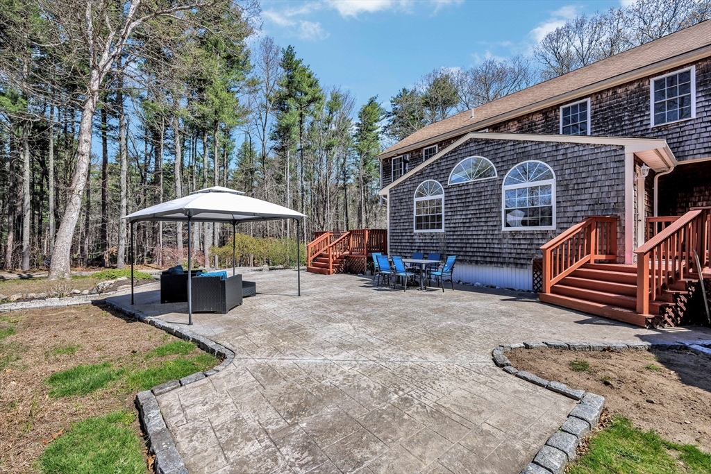 331 Braley Hill Road Rochester, MA 02770 - Photo 12 of 42