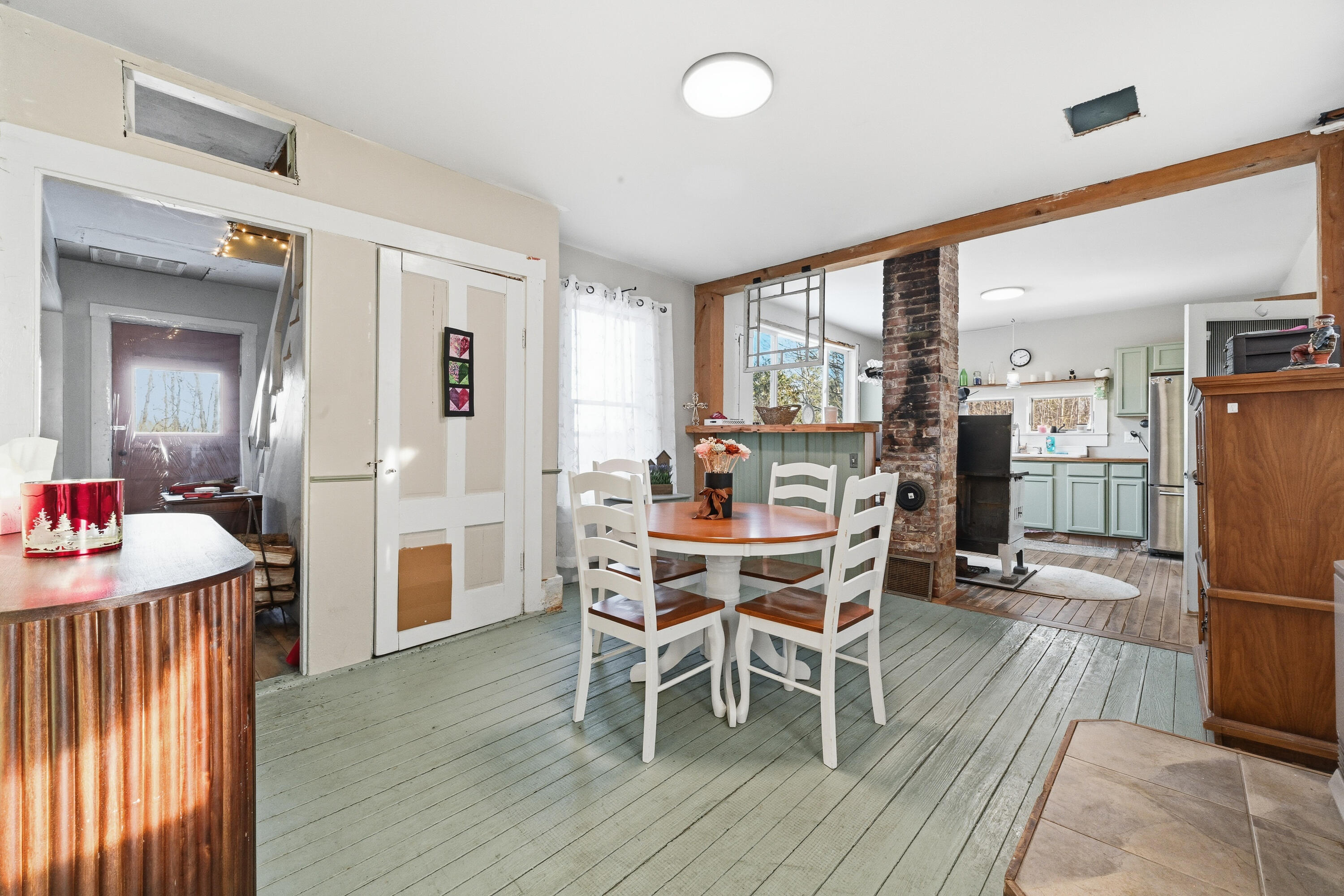 650 North Nobleboro Road Waldoboro, ME 04572 - Photo 2 of 36 110340gr-101