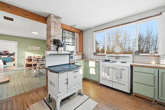 $129,000 | 650 North Nobleboro Road, Waldoboro, ME 04572