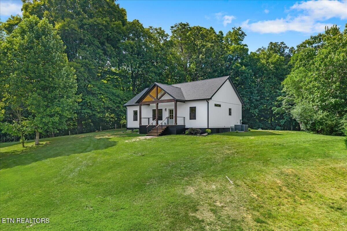 225 Summit Road Madisonville, TN 37354 - Photo 5 of 18