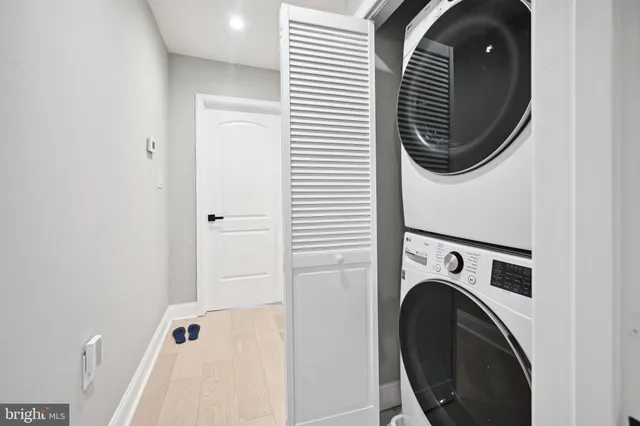 $2,600 | 1732 L Street Northeast, Washington, DC 20002