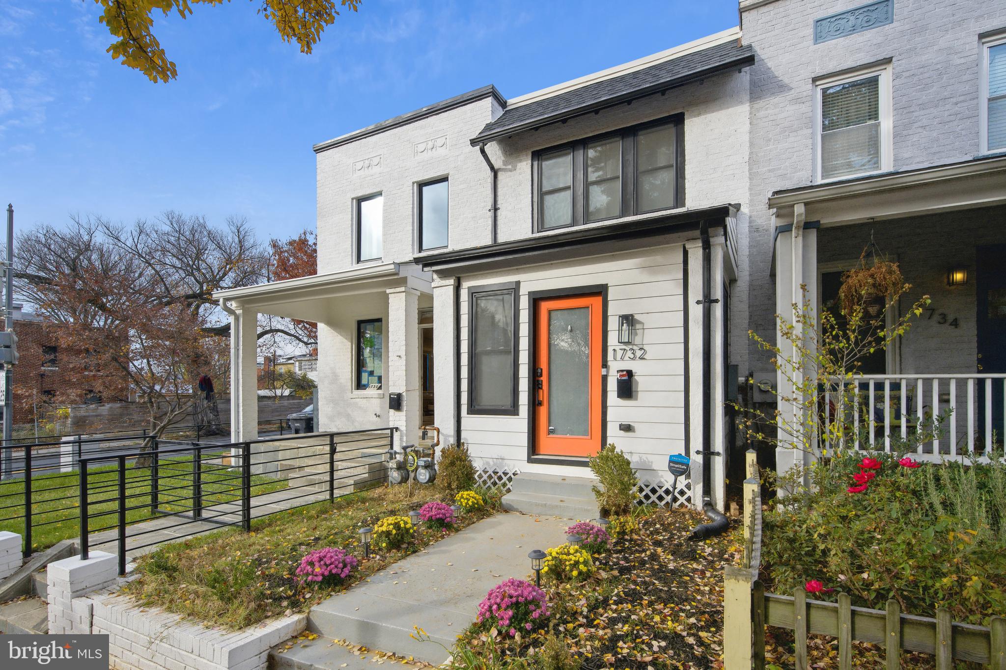 1732 L Street Northeast Washington, DC 20002 - Photo 2 of 20 front view of a house