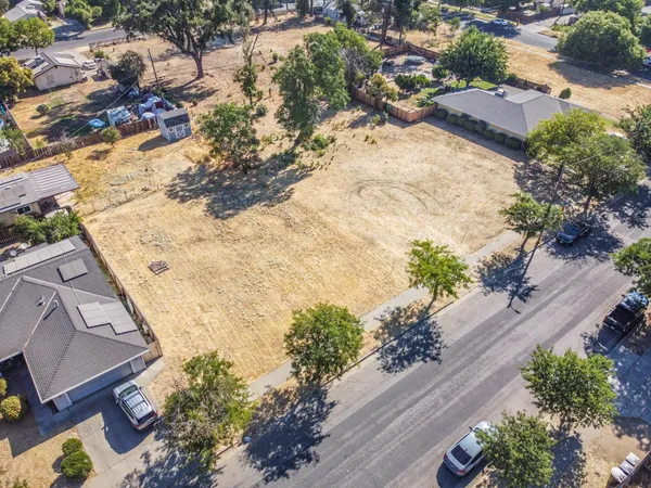 $145,000 | 835 West 10th Street, Merced, CA 95341