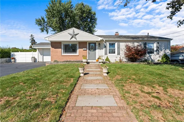 $480,000 | 36 Woodbine Street, East Providence, RI 02915