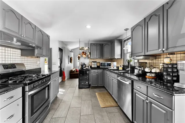 $499,900 | 36 Woodbine Street, East Providence, RI 02915