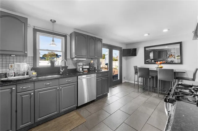 $499,900 | 36 Woodbine Street, East Providence, RI 02915