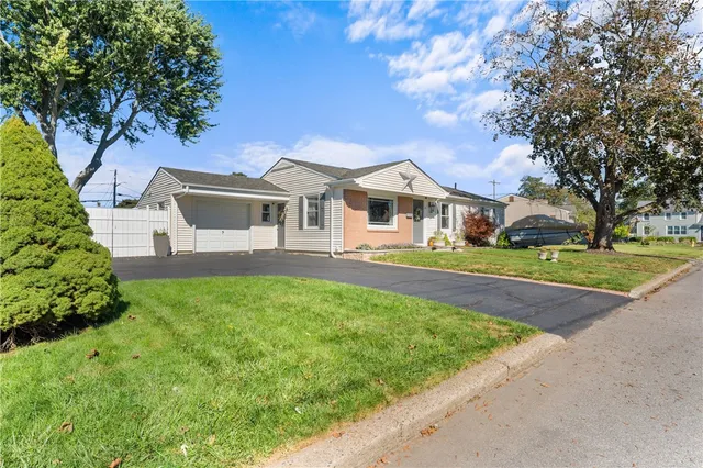 $499,900 | 36 Woodbine Street, East Providence, RI 02915