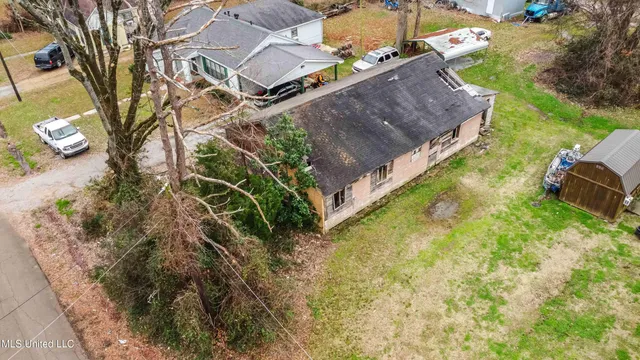 $10,000 | 405 Washington Street, Belzoni, MS 39038