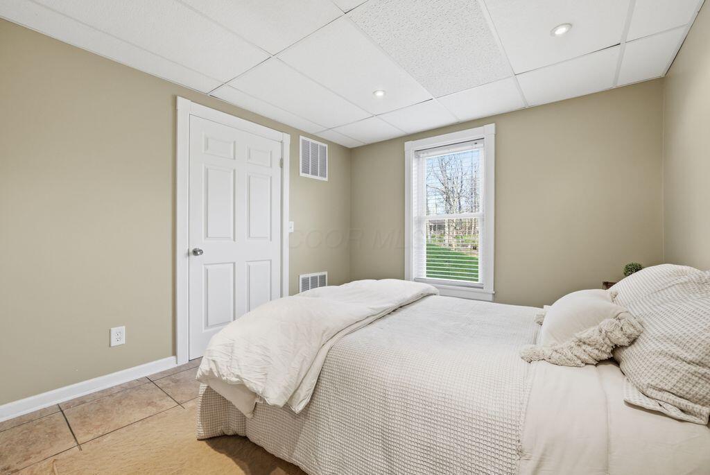 1167 Ridge Road Northeast Lancaster, OH 43130 - Photo 54 of 85 5th Bedroom