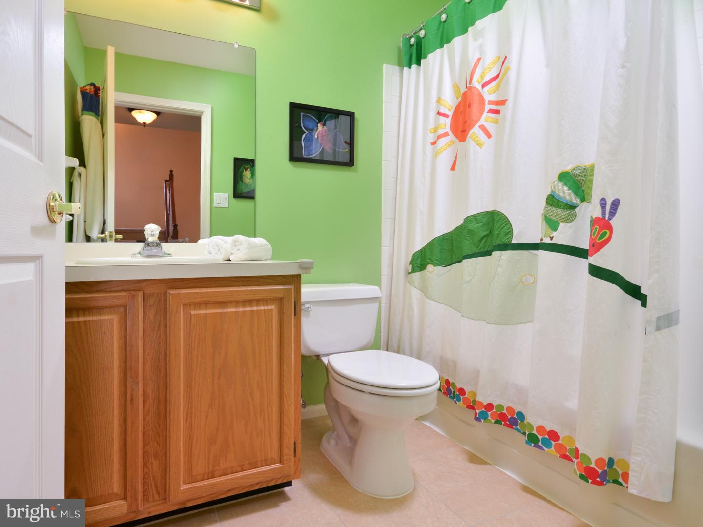 9 Vassar Road Mount Laurel, NJ 08054 - Photo 21 of 25 Bathroom