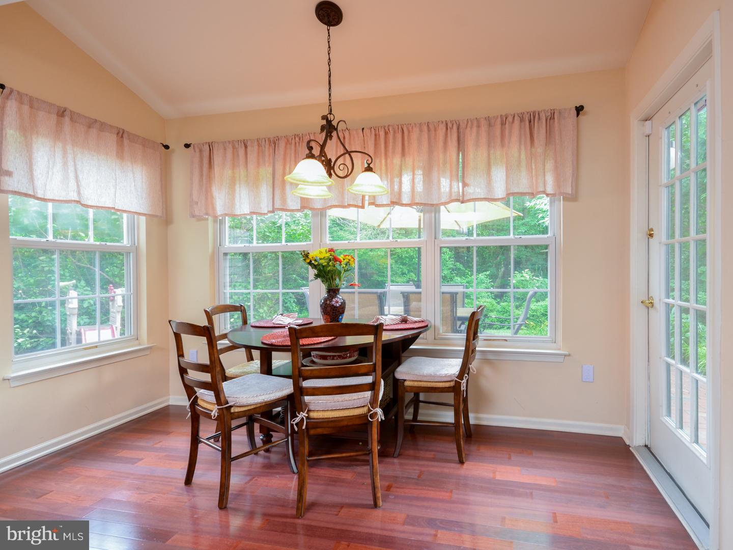 9 Vassar Road Mount Laurel, NJ 08054 - Photo 10 of 25 Kitchen