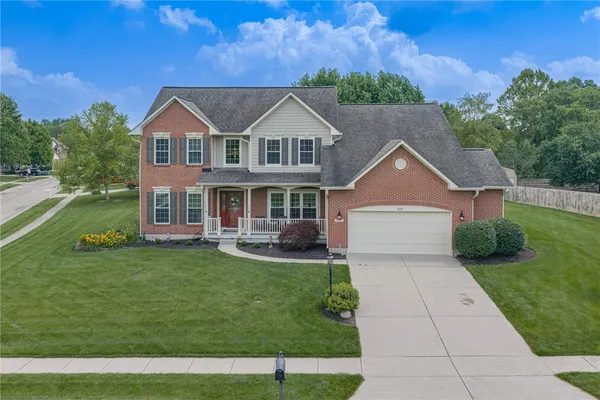 $584,900 | 3235 Heritage Trace Drive, Bellbrook, OH 45305