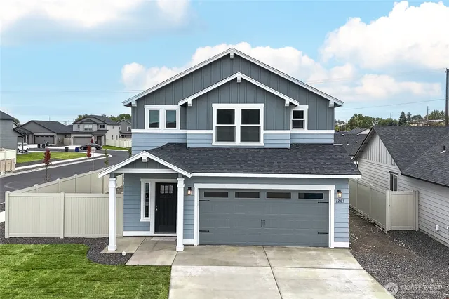$374,990 | 1203 Hickory Road, Moses Lake, WA 98837