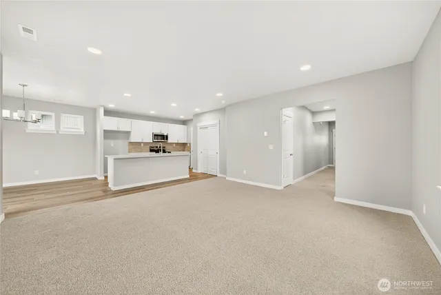 $374,990 | 1203 Hickory Road, Moses Lake, WA 98837