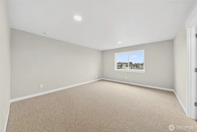 $374,990 | 1203 Hickory Road, Moses Lake, WA 98837