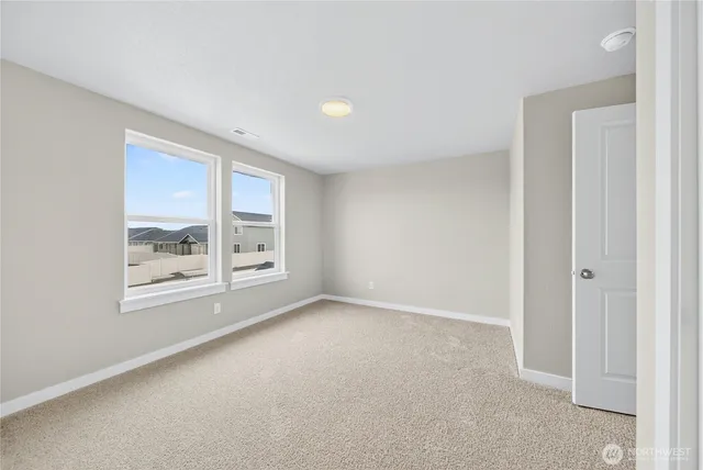 $374,990 | 1203 Hickory Road, Moses Lake, WA 98837