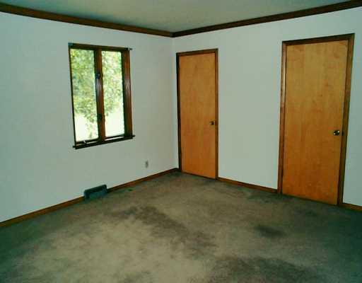 Bx851 Pulaski Road New Castle, PA 16105 - Photo 4 of 7