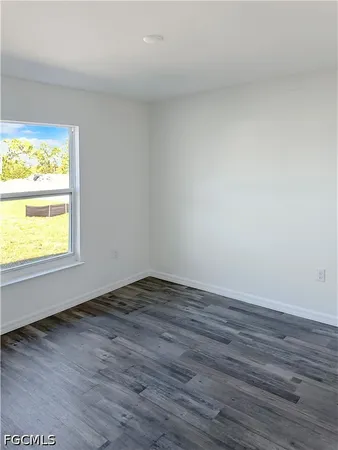 $1,995 | 3929 Northwest 42nd Lane, Cape Coral, FL 33993