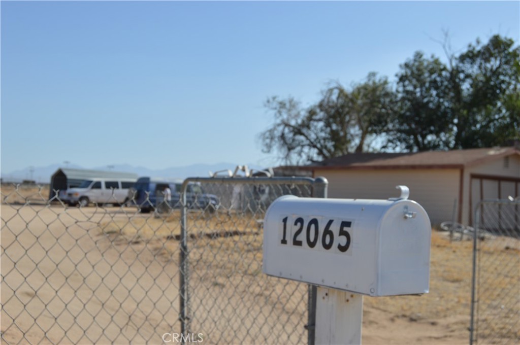 12065 Aztec Lane Adelanto, CA 92301 - Photo 19 of 64