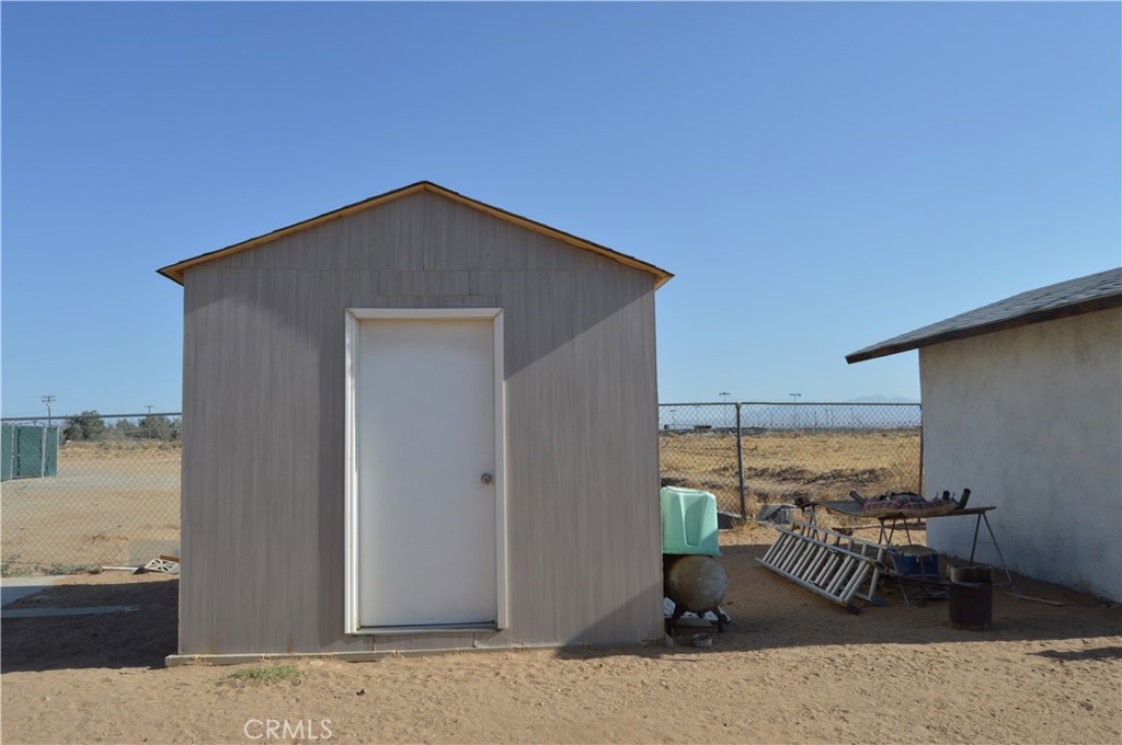 12065 Aztec Lane Adelanto, CA 92301 - Photo 23 of 64