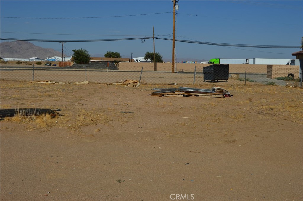 12065 Aztec Lane Adelanto, CA 92301 - Photo 32 of 64