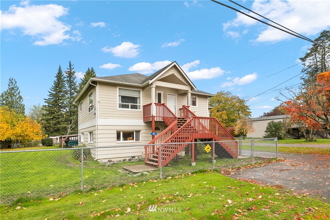 401 Maple Street Hamilton, WA 98255 - Photo 2 of 38 Gallery Image 2