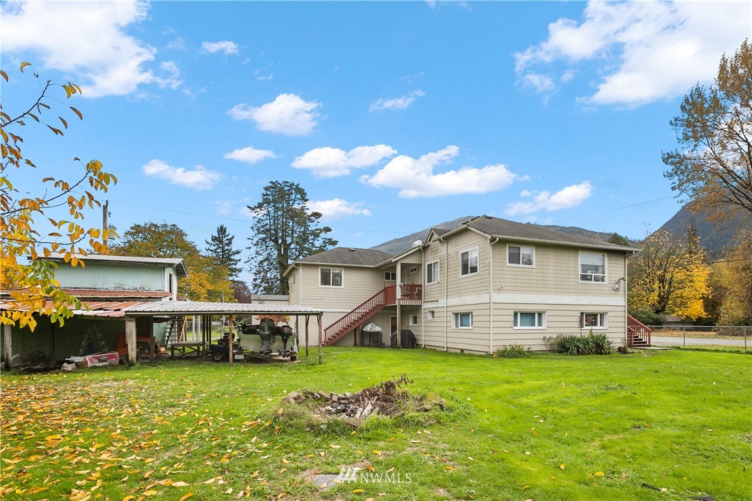 401 Maple Street Hamilton, WA 98255 - Photo 26 of 38 Gallery Image 26