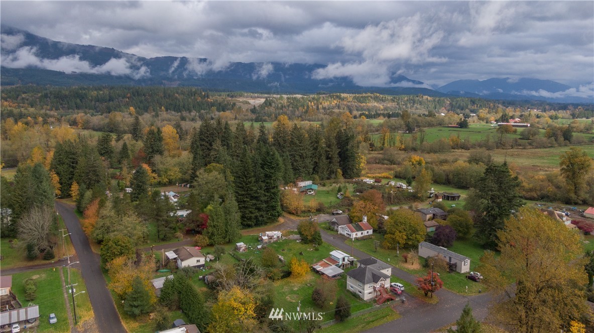 401 Maple Street Hamilton, WA 98255 - Photo 32 of 38 Gallery Image 32