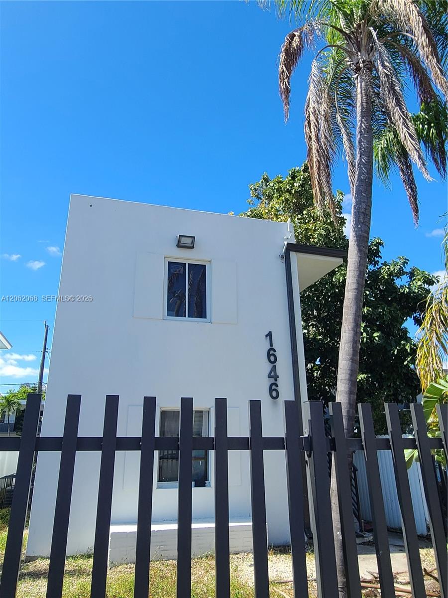 1646 Northwest 1st Place, Unit 2 Miami, FL 33136 - Photo 14 of 14
