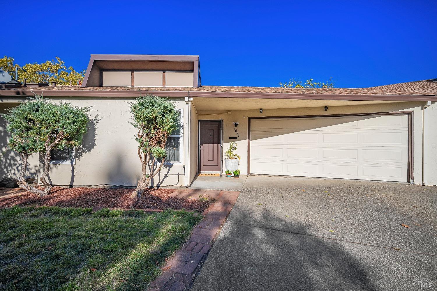 1004 Ruth Place Santa Rosa, CA 95401 - Photo 1 of 1 Gallery Image 1