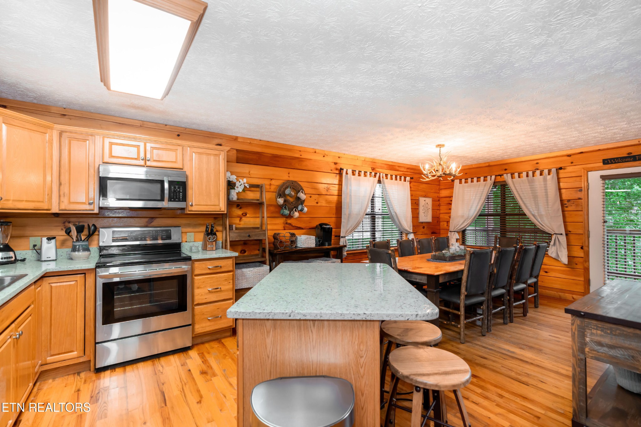 1507 Boo Boos Way Sevierville, TN 37862 - Photo 14 of 59 Gallery Image 14