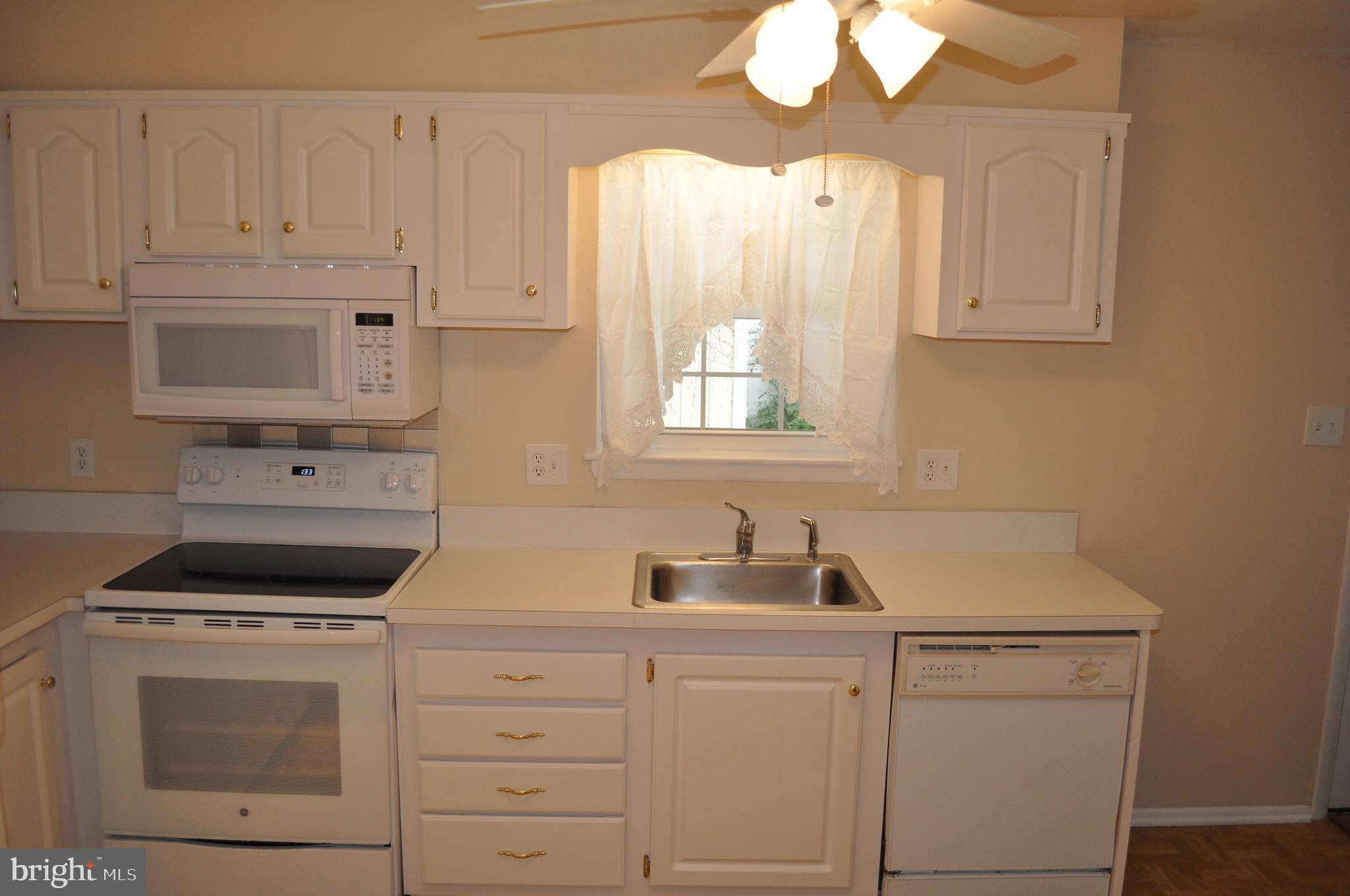 909 Elm Road Halethorpe, MD 21227 - Photo 13 of 18