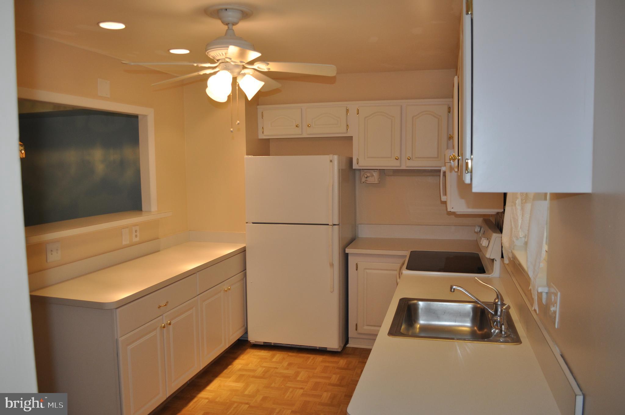 909 Elm Road Halethorpe, MD 21227 - Photo 14 of 18