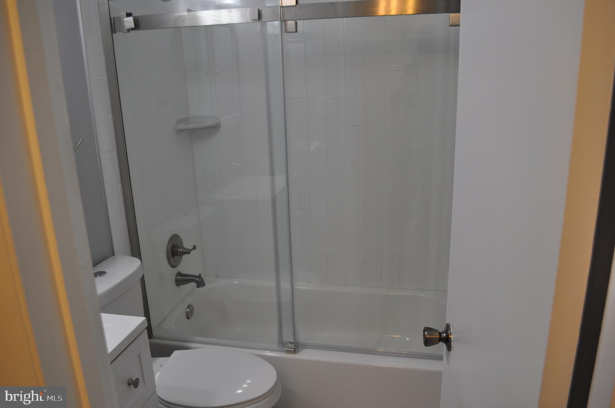 909 Elm Road Halethorpe, MD 21227 - Photo 5 of 18